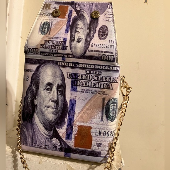 Benjamin HandBag - Picture 5 of 5